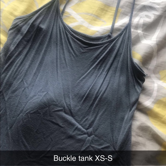 Buckle tank - Picture 1 of 1